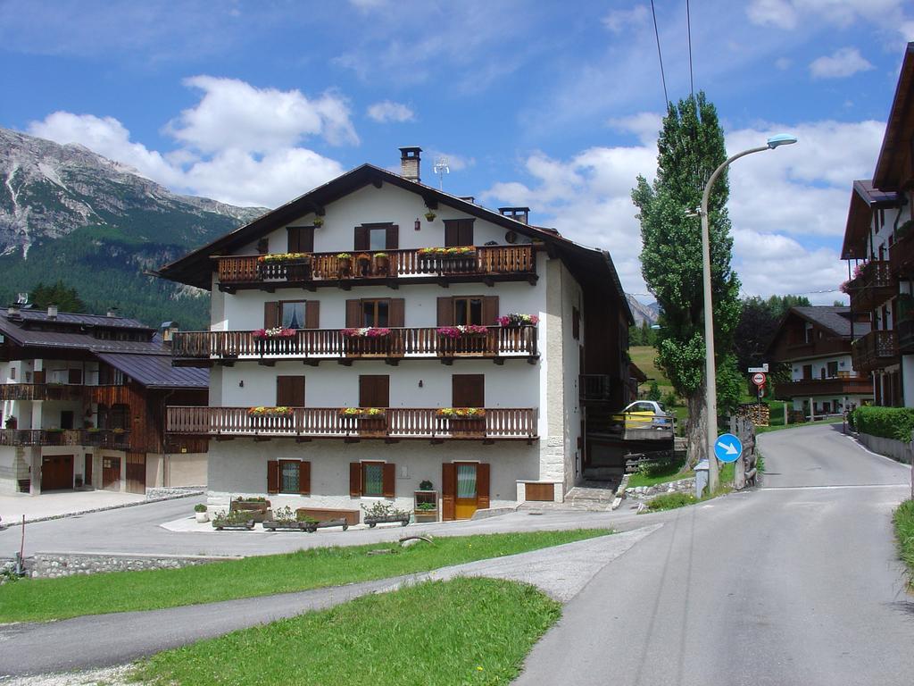 Daniela Apartment Cortina dʼAmpezzo Zewnętrze zdjęcie